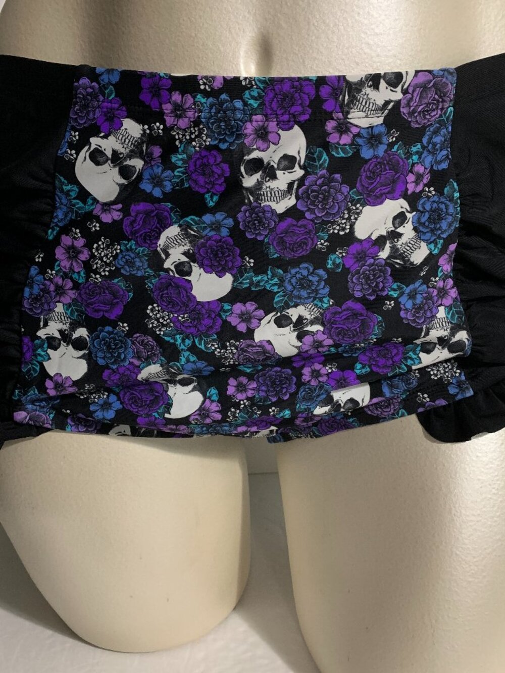 Hot Topic Swimsuit Swim Bottom High Waist Brief Skull Floral Ruffle Black Plus 3